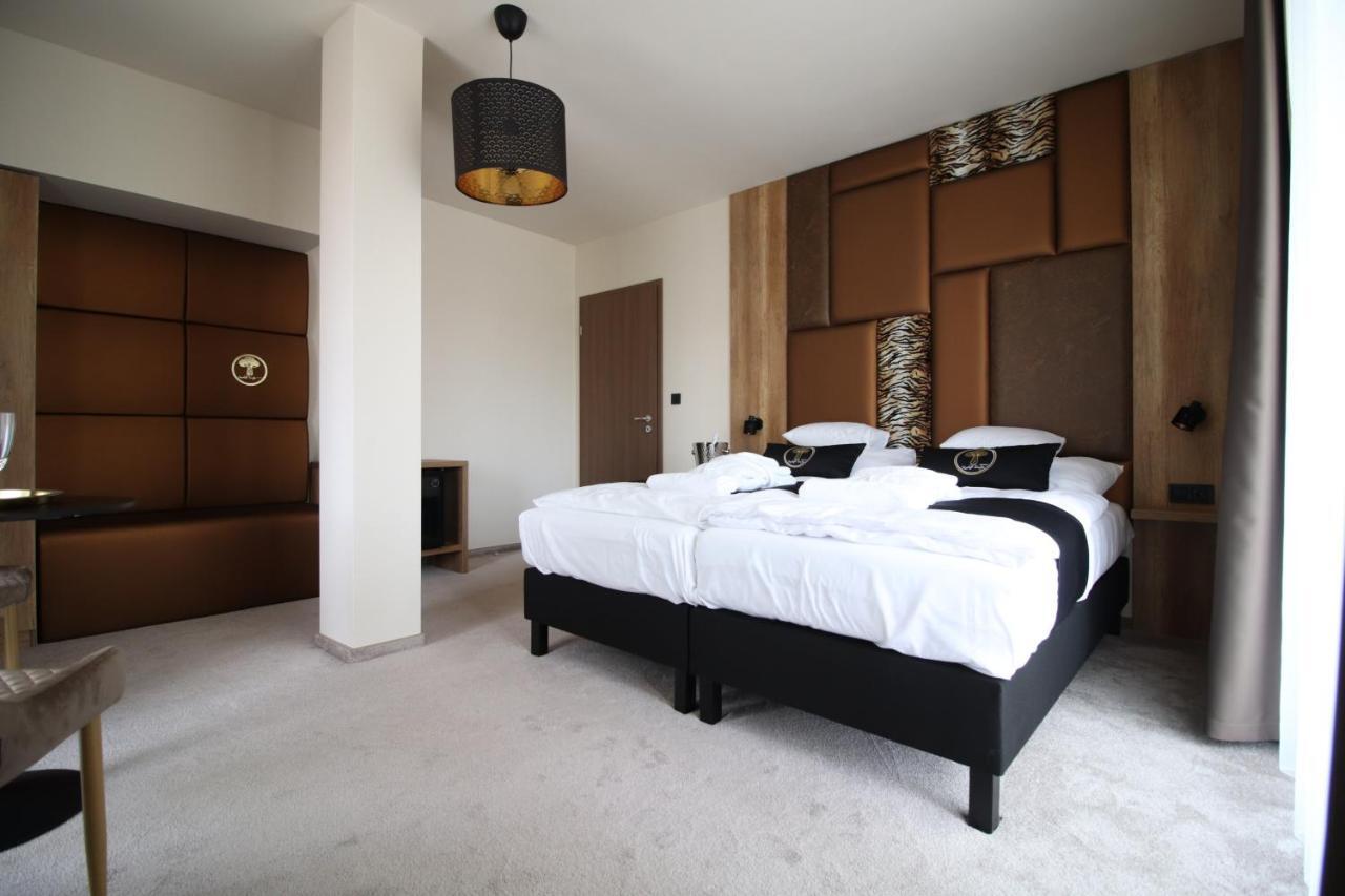 Baobab Suites Siofok Ngoại thất bức ảnh